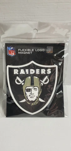 WINCRAFT NFL RAIDERS FLEXIBLE LOGO MAGNET Cover