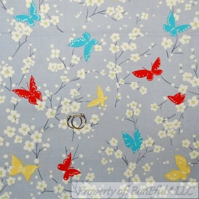 BonEful Fabric FQ 棉被子灰色白色红色蓝色蝴蝶春花女孩 — 第 1/4 张图片