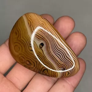 TOP Beautiful 65.4g Natural Polished Silk Banded Lace Agate Crystal Madagascar - Picture 1 of 8