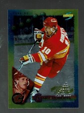 1994-95. Score.  Gold Line.  Punched.     Gary Roberts       #186