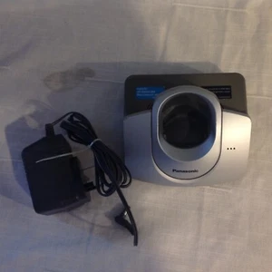 Panasonic KX TG1100E Base Unit With Charger - Zdjęcie 1 z 4