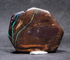 Vibrant 62.2 ct Koroit Boulder Opal - Freeform Cabochon from Australia - Picture 1 of 6