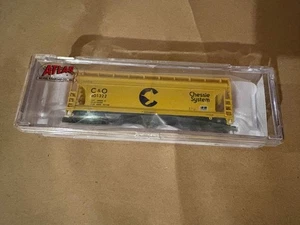 N Scale - (Atlas) 50006112 ACF 3560 Covered Hopper "Chessie C&O" #601322 NIB - Picture 1 of 3
