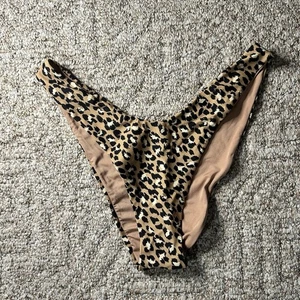 Aerie Women’s Leopard Print Super High Cut Cheekier Bikini Swim Bottom NWT Sz LG - Picture 1 of 7