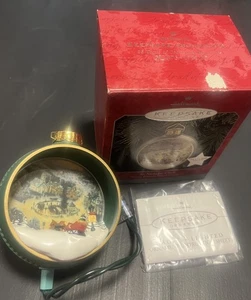 Hallmark Ornament  St Nicholas Circle Thomas Kinkade Painter of Light Magic 1998 - Picture 1 of 9