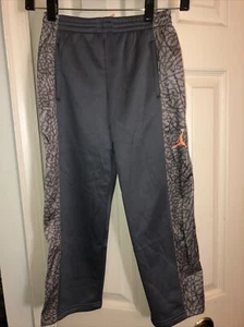 Nike Jordan Little Boys Therma-FIT Elephant Print Basketball Pants Grey Size 6 - Picture 1 of 8