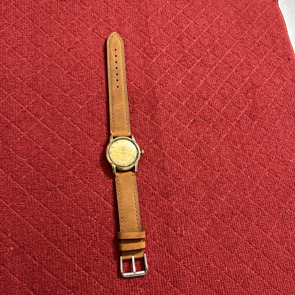 RARO Reloj Croton Lleno Oro 10k Necesidad De Cristal Para Cambiar Foto 1 de 4