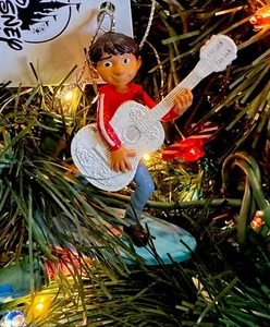 2025 Miguel Rivera w Guitar Coco Disney Christmas Tree Ornament, Dead Halloween - Picture 1 of 1