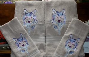 Spirit of the Wolf 2 BATH + 2 HAND Towels Set Embroidered BEAUTIFUL - Picture 1 of 4