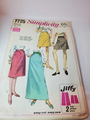 CONJUNTO VINTAGE ANOS 70 SIMPLICITY MISSES de SAIAS JIFFY PADRÃO 7725 4 comprimentos - Imagem 1 de 4
