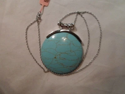 Howlite Pendant in Silvertone w/Stainless Steel Chain 20" - 50.00 Carats - Image 1 of 4