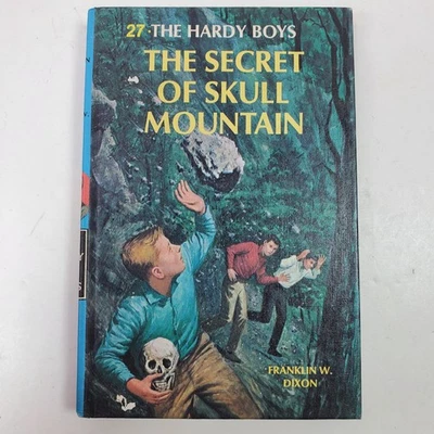 Secret of Skull Mountain #27 Hardy Boys 1966 Hardback Book by Franklin Dixon Foto 1 de 3