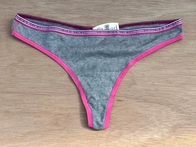 VINTAGE VICTORIAS SECRET 100% COTTON SIGNATURE PINK TRIM THONG PANTY XL NEW - Image 1 of 4