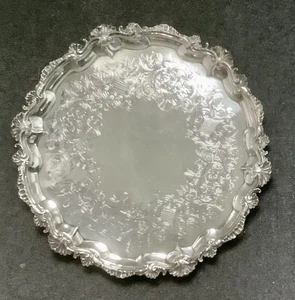 Solid Silver~Tri-Footed Salver /Tray with Shell Border~Henry Chawner~1787~1600gr - Picture 1 of 23