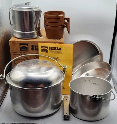 Vintage Mirro M-4311 Sierra 14 Piece Compact Camp Set For 4 People With Box - Image 1 of 4