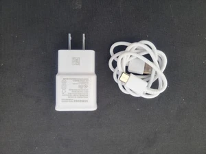 Samsung (5V/1.55A) Single USB Wall Charger / Travel Adapter - White (EP-TA50JWE) - Picture 1 of 3