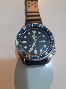 SEIKO Diver's 150m Quartz Black Watch. Working - Picture 1 of 9