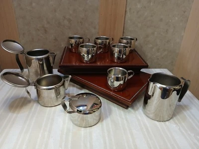 11 tazas de café espresso de doble pared de acero inoxidable Tramontina con accesorios de sujetador Foto 1 de 4