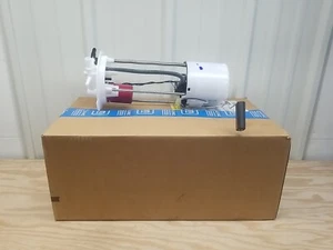GM 86786771 Fuel Pump 2017-2020 Express and Savana 2500 3500 - Bild 1 von 6