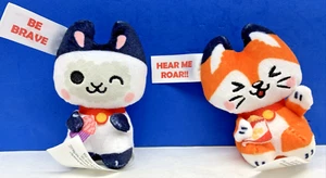 2022 Super Happy Fortune World - "BE BRAVE" & "HEAR ME ROAR" Plush Cats - Picture 1 of 5