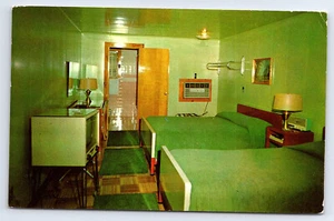 Spruce Hill Motel Hadley Massachusetts MA Interior View postcard A77 - Picture 1 of 2