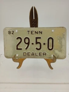 Oldtimer Tennessee TN Autohändler Nummernschild 1982 schwarz / weiß  - Bild 1 von 4