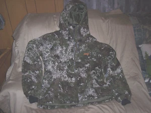 Womens Camo Hunting Jacket Insulated Waterproof C4 Cold Weather Jacket Medium - Picture 1 of 6