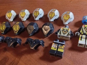 Lego Classic Space UFO CMF Minifigure Lot Retro Parts Pieces Zotaxian Alien - Picture 1 of 4