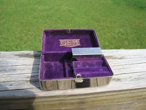 Beautiful Gem "Damaskeene" SE Safety Razor w/ Original Case - Picture 1 of 12