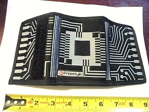 VINTAGE FREESTYLE-WALLET-TRI-FOLD-NEW-2 EA.-CIRCUIT BOARD PATTERN-BLACK/GREY- ! - Picture 1 of 5