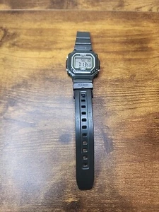 Reloj Hombre Casio F108WH Iluminador Cuarzo Digital Verde Correa Rota Funciona - Imagen 1 de 8
