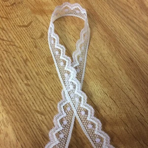 White Lilac Lace Trim Multi Purpose Size 3/4" x 5 yrd Next day shipping from USA - Picture 1 of 8