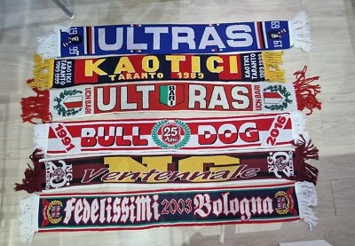 Sciarpa Ultras SAMPDORIA BARI TARANTO  BOLOGNA MONOPOLI SALERNITANA - Immagine 1 di 4