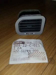 FREIGHTLINER GENUINE PARTS LH REGISTER - A/C INST CLST PART # A22-51789-000 - Picture 1 of 6