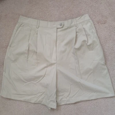 New! IZOD Golf X-tra Dry Polyester Pleated Front Beige Women's Shorts Size 14 - Image 1 of 3