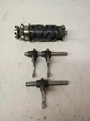 Cámara de cambio y horquillas Yamaha TTR230 4JG-18540-00-00 Foto 1 de 4