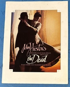 John Huston’s The Dead 1987 vollfarbige 26-seitige FILMPRESSEMAPPE MIT 1 S/W Foto - Bild 1 von 5