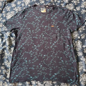 Blue T Shirt XL Super dry Paper plane Design Used Good Condition No Problems - Picture 1 of 14