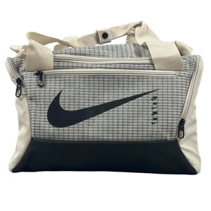 Bolso de Lona de Entrenamiento Nike Brasilia 9.0 Extra Pequeño 25L CU1014-104 Negro/Beige - Imagen 1 de 13