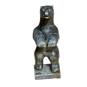 Inuit orso polare pietra ollare intaglio canadese intagliato a mano firmato N. Natchik artista - Foto 1 di 17