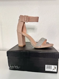Nicole Miller Pink Faux Blush N Suede Rhinestone High Heels Shoes - Size 7.5 NEW - Picture 1 of 7