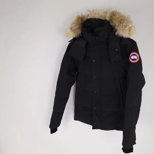 Canada Goose Wyndham Parka Black - Size XS - Used 9/10 Condition - Picture 1 of 12