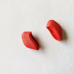 OAKLEY FLAK JACKET 2.0 Red Replacement Nose Pads Genuine Oakley Parts - Picture 1 of 1