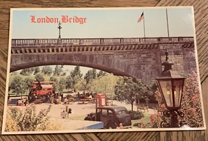 Vintage Postkarte 1980er London Brücke Lake Havasu Stadt Arizona unbesendet Bud Village - Bild 1 von 2