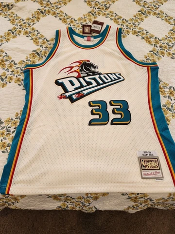 Mitchell And Ness Grant Hill '98 size XL Off White Detroit Pistons Swingman Cover