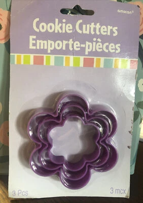 Nuevo con etiquetas Nuevo Juego de 3 cortador de galletas anidado AMSCAN FLOWER Foto 1 de 3
