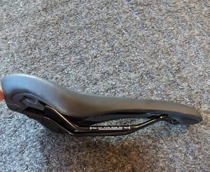 Giant Saddle - Gray/Black - Picture 1 of 6
