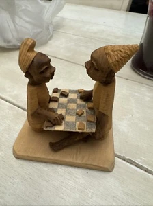 Figurine arte popolare intaglio spina nigeriana - gioco scacchi vintage **UNICO** - Foto 1 di 5