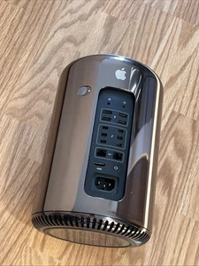 Apple Mac Pro Late 2013 3.5GHz 6-Core Intel 64GB RAM 500GB Apple SSD + Extras - Picture 1 of 9
