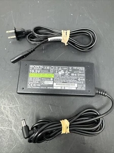 Genuine OEM Sony Laptop Charger AC Adapter Power Supply VGP-AC19V10 19.5V 4.7A - Picture 1 of 5
